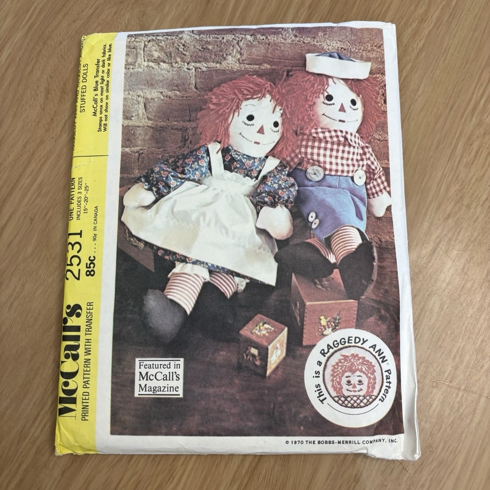 VTG McCalls 2531 Raggedy Ann & Andy 15, 20, 25" Dolls Sewing Pattern Uncut 1970